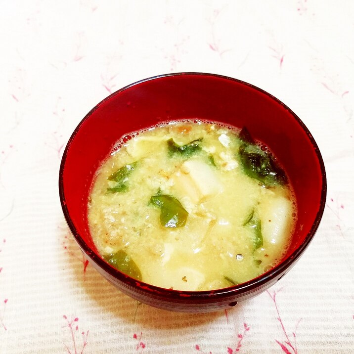 ワカメとお麩のかきたまお味噌汁